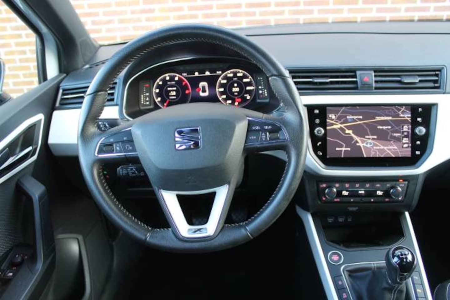 SEAT Arona - 1.0 TSI Xcellence Business Intense 1.0 TSI 115pk Xcellence Business Intense