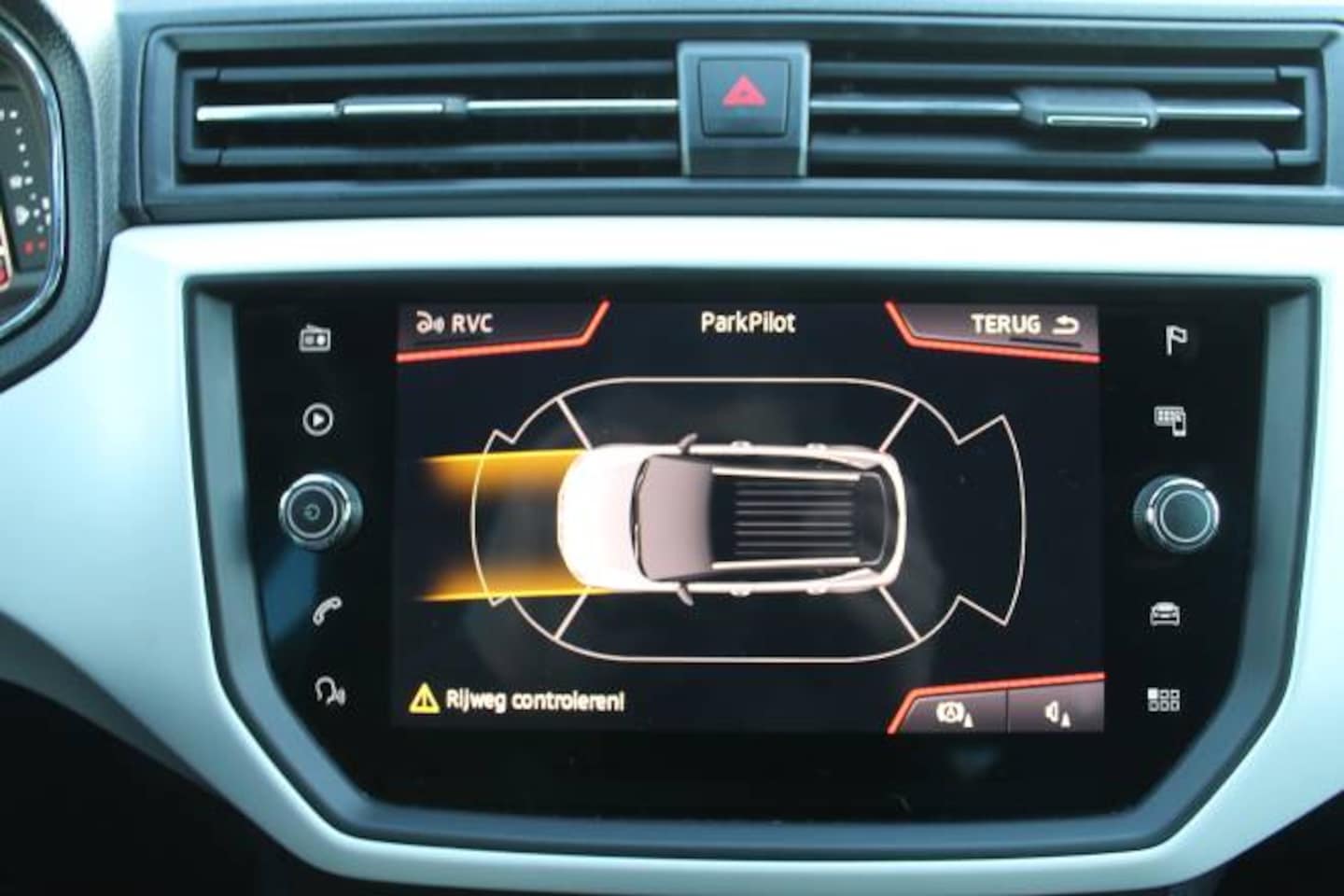 SEAT Arona - 1.0 TSI Xcellence Business Intense 1.0 TSI 115pk Xcellence Business Intense