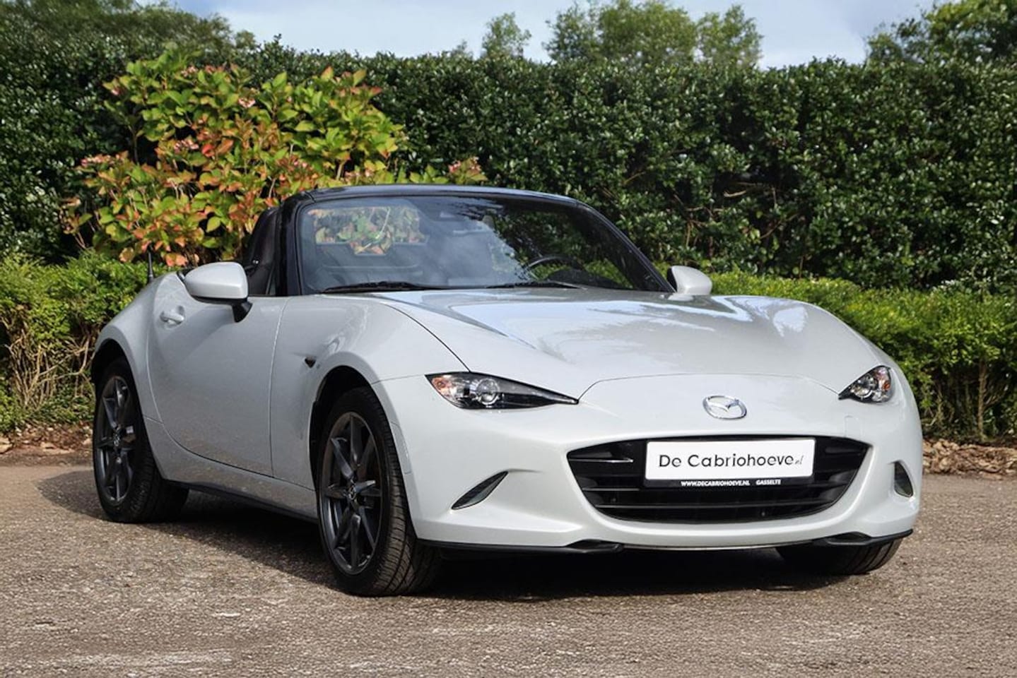 Mazda MX-5 - ND 2.0l SkyActiv-G 184 GT-M Ceramic Metallic - AutoWereld.nl