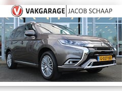 Mitsubishi Outlander - 2.4 PHEV Intense+ | Schuif/kantel dak | Camera | Trekhaak | Verw. Voorstoelen | Keyless