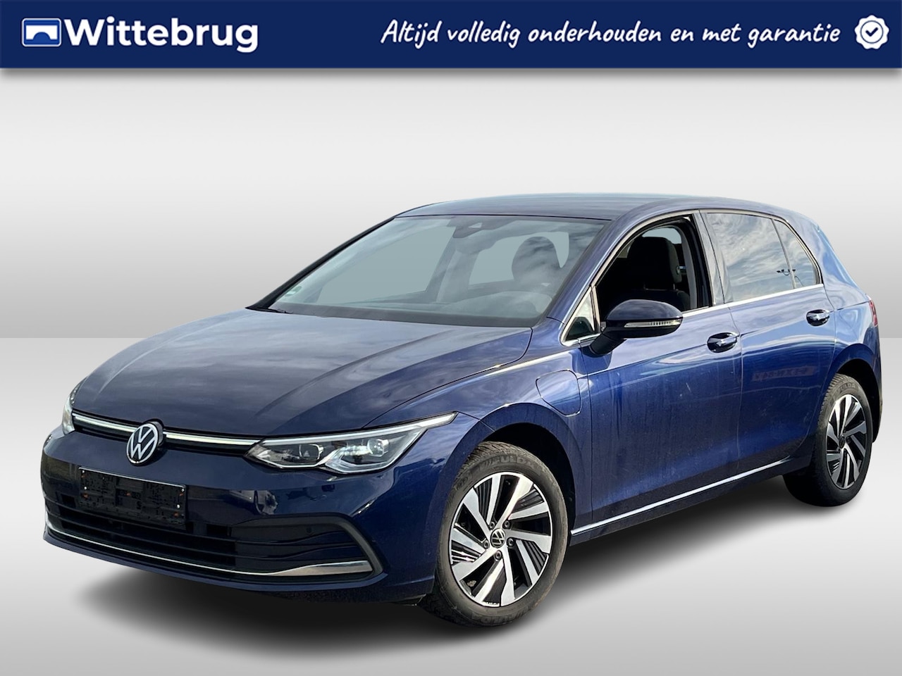 Volkswagen Golf - 1.4 eHybrid Style / Carplay / Elec trekhaak / Parkeersensoren voor en achter - AutoWereld.nl