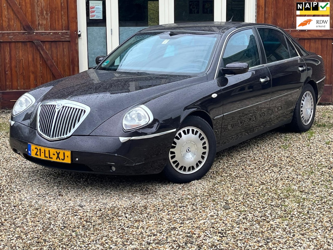 Lancia Thesis - 2.4-20V Emblema Automaat met nieuwe APK - AutoWereld.nl
