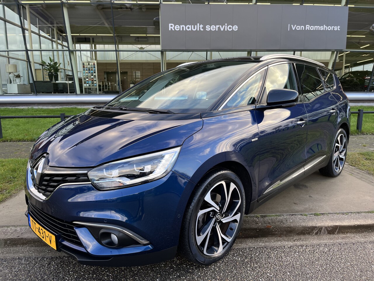 Renault Grand Scénic - 1.3 TCe 140PK Bose / Trekhaak / Camera / Head-up display / Androidauto - Applecarplay / - AutoWereld.nl