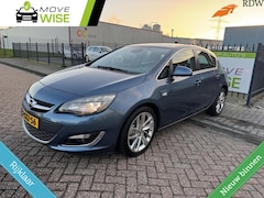 Opel Astra - 1.4 120pk Turbo Sport | Sportuitvoering | 5 Drs | Trekhaak Afnb. | Cruise | Airco | PDC |