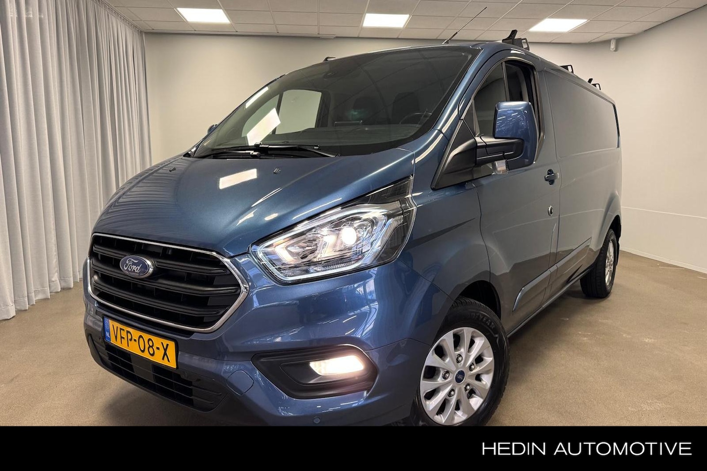Ford Transit Custom - 340 2.0 TDCI L2H1 Limited 170PK Automaat | Camera | wegkl. Imp. | Navi | Car Play | BLIS | - AutoWereld.nl
