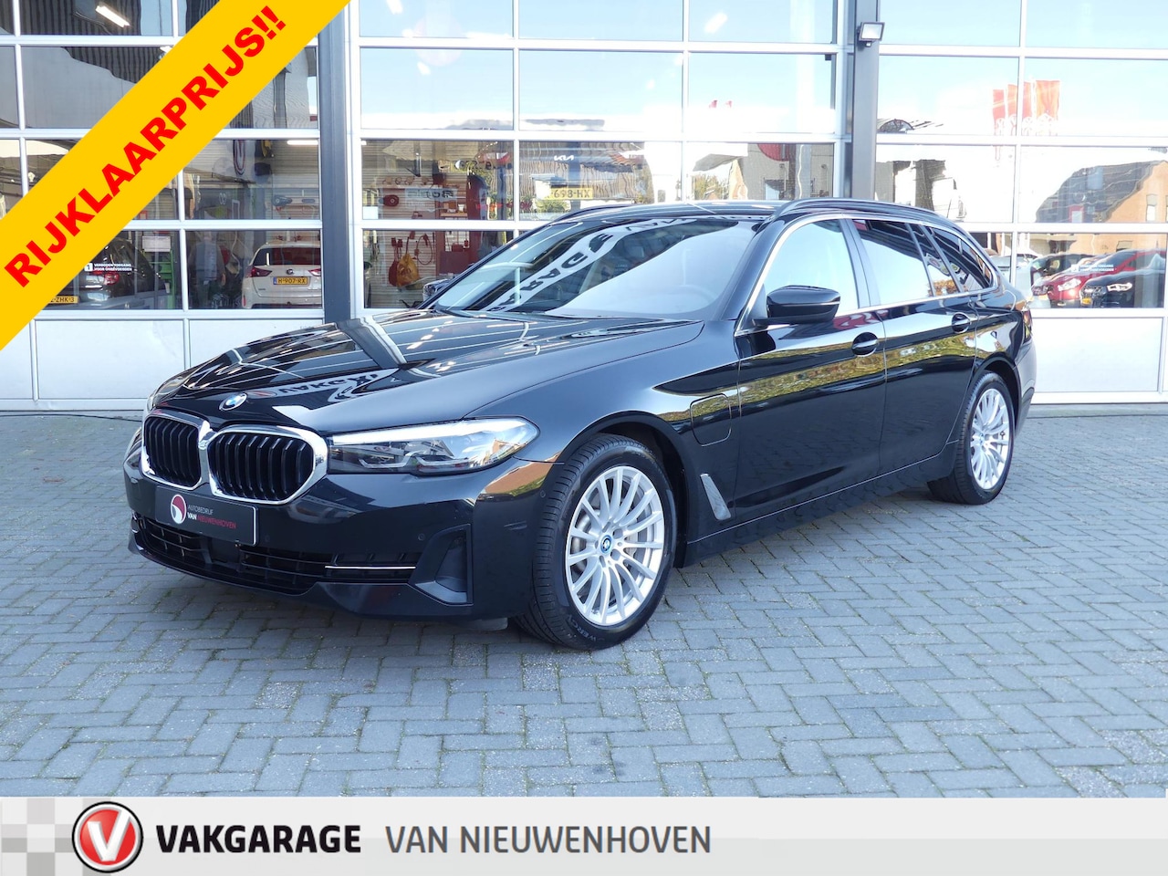 BMW 5-serie Touring - 530e High Executive *t/m 10de bouwjaar garantie! - AutoWereld.nl