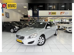 Volvo S60 - 1.6 T3 Kinetic Bovag Garantie