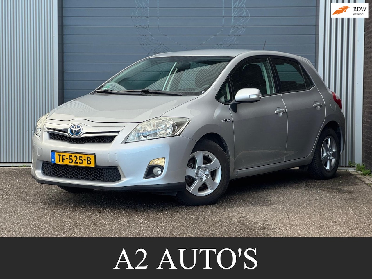 Toyota Auris - 1.8 Full Hybrid Aspiration Ecc|Cruise - AutoWereld.nl