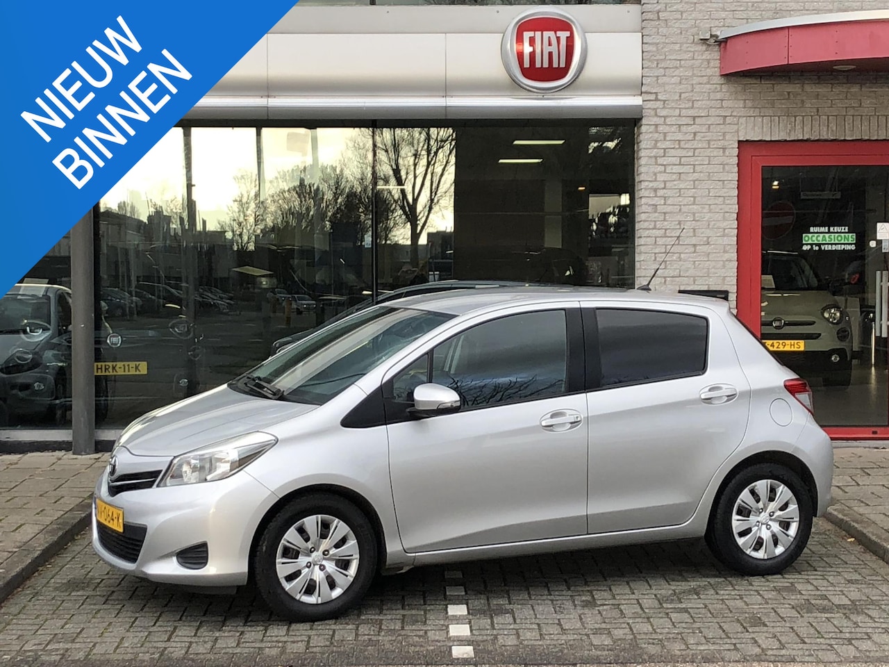 Toyota Yaris - 1.3 VVT-i Aspiration NAVI|AIRCO|CAMERA - AutoWereld.nl