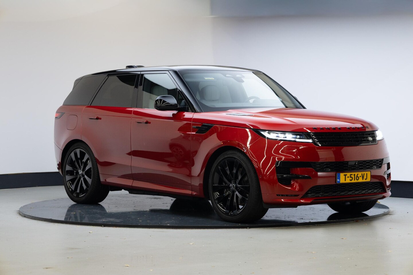 Land Rover Range Rover Sport - 3.0 P440e Dynamic HSE | 23 Inch | Panoramadak | - AutoWereld.nl