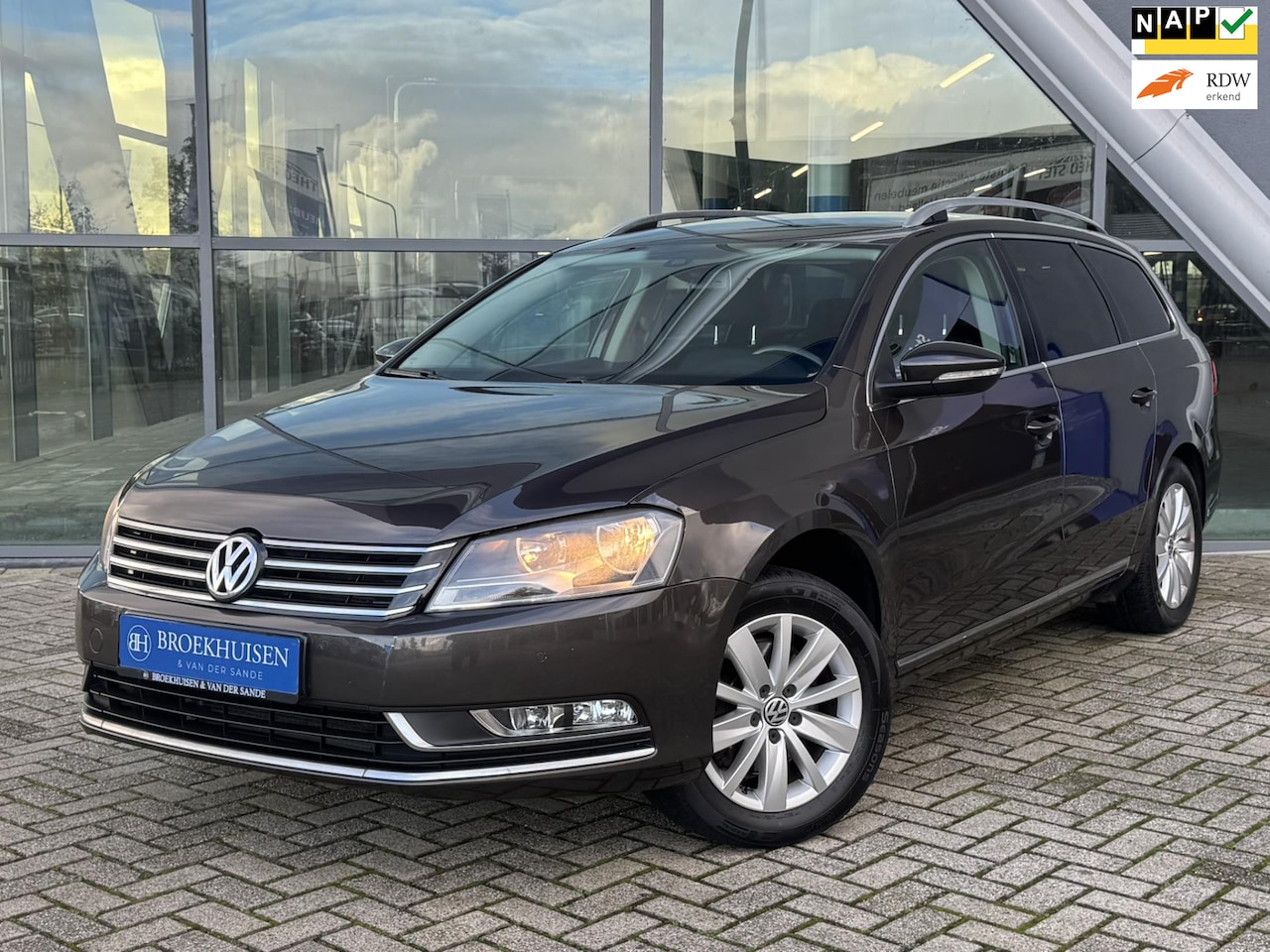 Volkswagen Passat Variant - 1.4 TSI Comfort Executive Line BlueMotion Trekhaak / Navigatie / Cruise Control - AutoWereld.nl