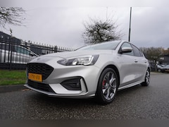 Ford Focus - 1.5 EcoBoost 150pk Automaat ST Line X Buss Apple Carplay B&O