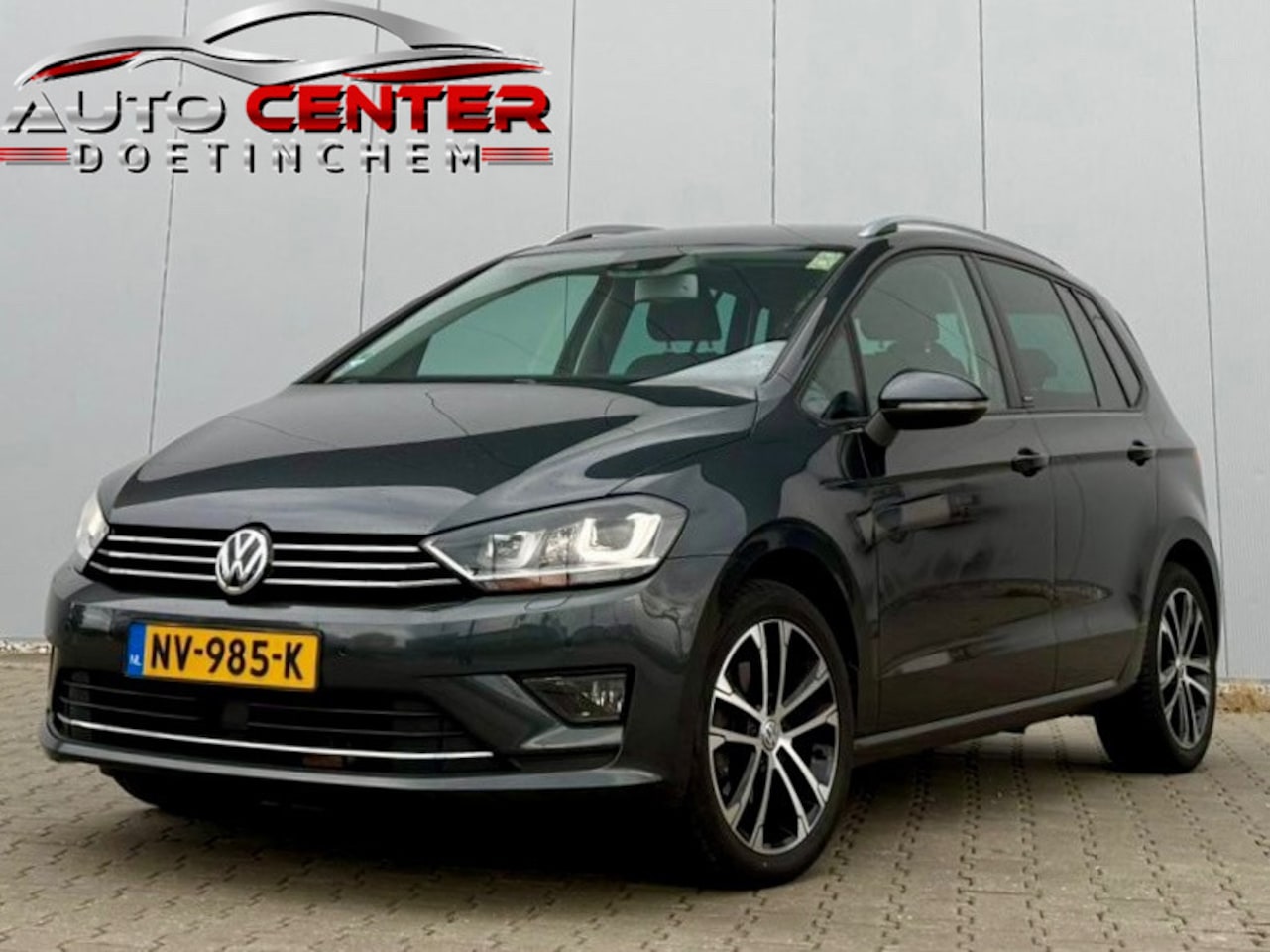 Volkswagen Golf Sportsvan - 1.6 TDI Connected Series Led AUTOMAAT ACC PDC - AutoWereld.nl