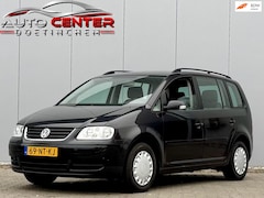 Volkswagen Touran - 2.0-16V FSI Trendline Airco