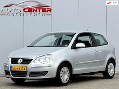 Volkswagen Polo - 1.4-16V Comfortline Automaat Airco Cruise
