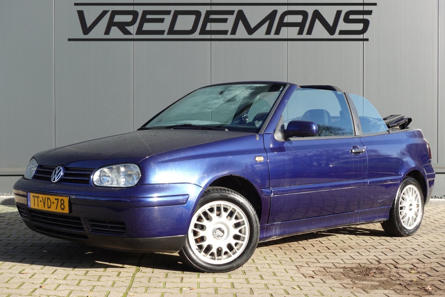 Volkswagen Golf Cabriolet - 2.0 Highline GTI - AutoWereld.nl