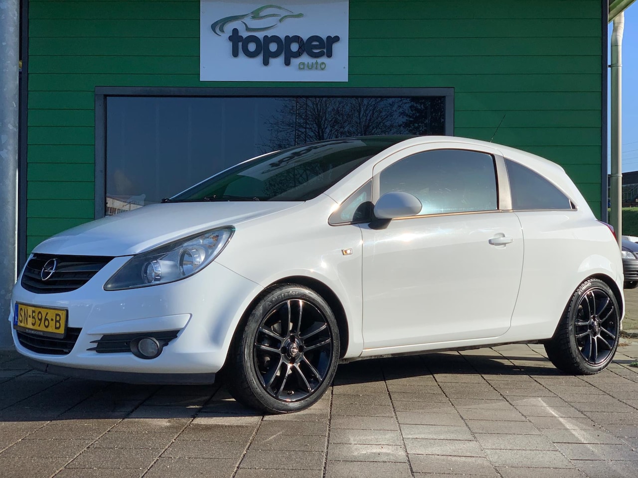 Opel Corsa - 1.4-16V Cosmo | Cruise Control | Elektrische Ramen | Airco | - AutoWereld.nl
