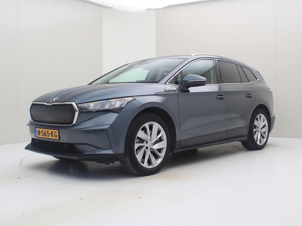 Skoda Enyaq iV - 80 204pk 82kWh [ TREKHAAK+WARMTEPOMP+BRUIN LEDER+CARPLAY+STOELVERWARMING ] - AutoWereld.nl