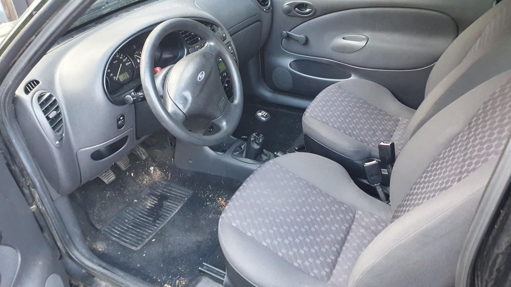 Ford Fiesta - 1.3-8V *CROSSAUTO*