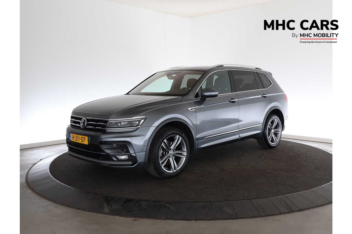 Volkswagen Tiguan Allspace - 1.5 TSI Highline Business R 7p. | Panoramadak | Winterpakket |* - AutoWereld.nl