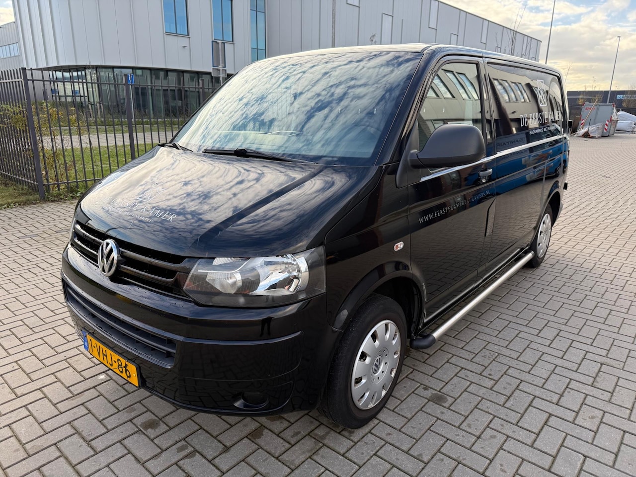 Volkswagen Transporter - 2.0 TDI L1H1 T800 250.000 Nap Airco Zwart 2010 - AutoWereld.nl
