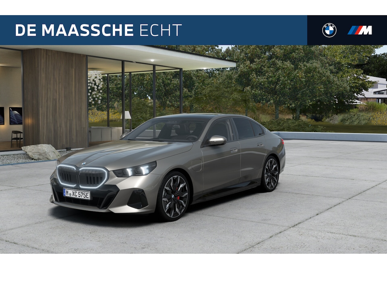 BMW 5-serie - 530e M Sport Automaat / Panoramadak / Trekhaak / Bowers & Wilkins / Adaptieve LED / Comfor - AutoWereld.nl