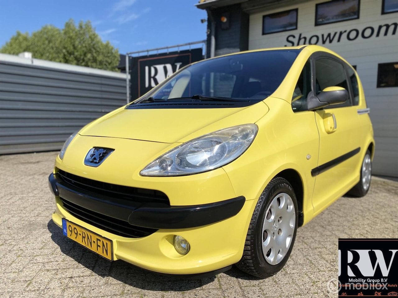 Peugeot 1007 - 1.4 Gentry *Airco*APK 4-2026*Elektrische deuren - AutoWereld.nl