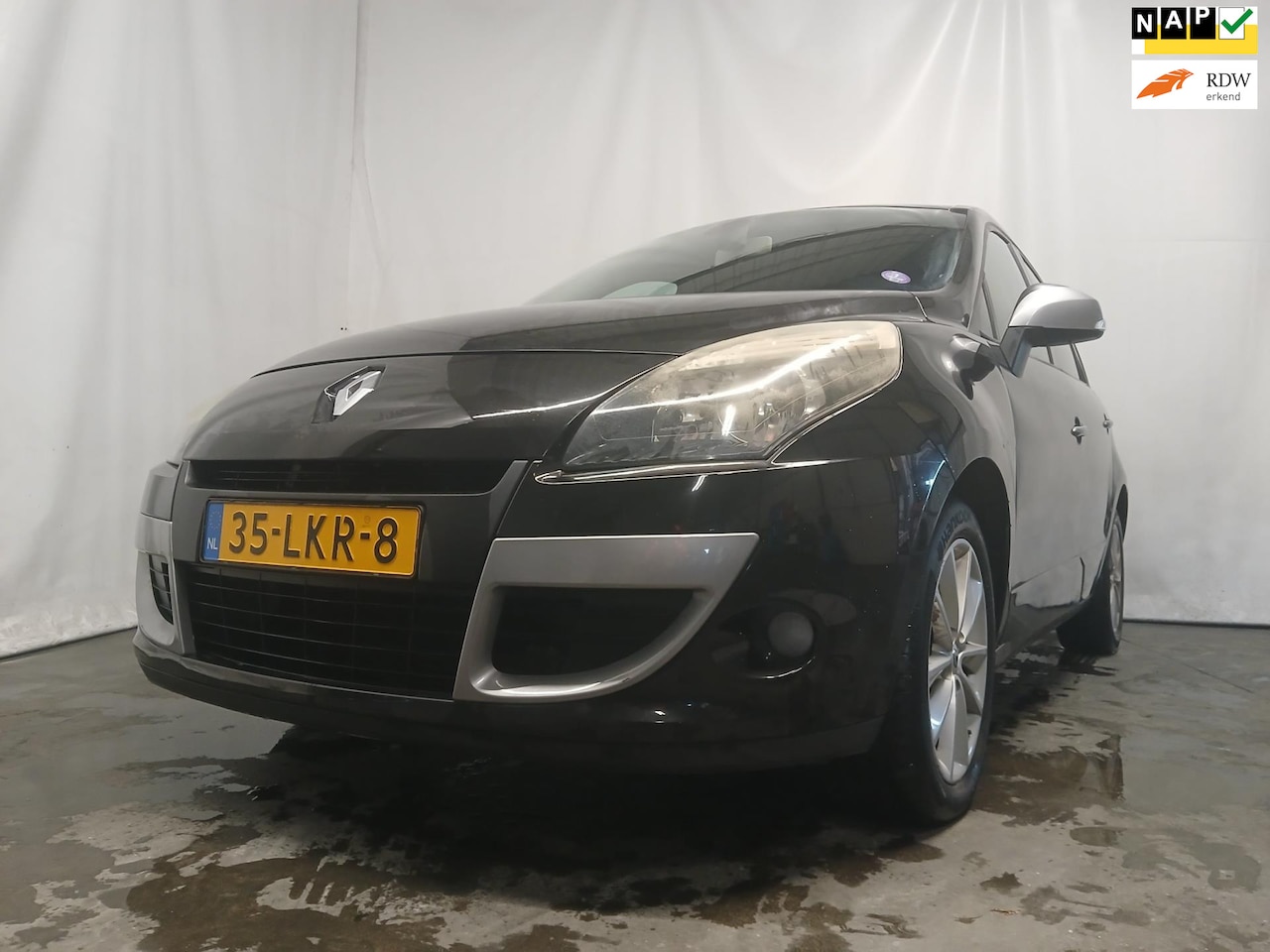 Renault Scénic - 1.4 TCE Celsium - Koppakking defect - Schade - AutoWereld.nl