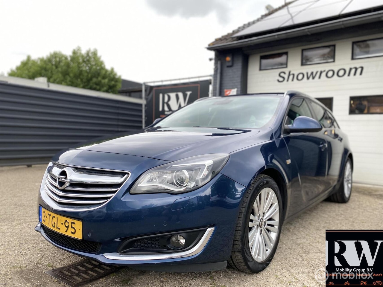 Opel Insignia Sports Tourer - 2.0 CDTI Cosmo 2.0 CDTI Cosmo, nieuwe APK - AutoWereld.nl