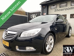 Opel Insignia - 1.6 TURBO Cosmo *NIEUWE APK* 180PK* TREKHAAK