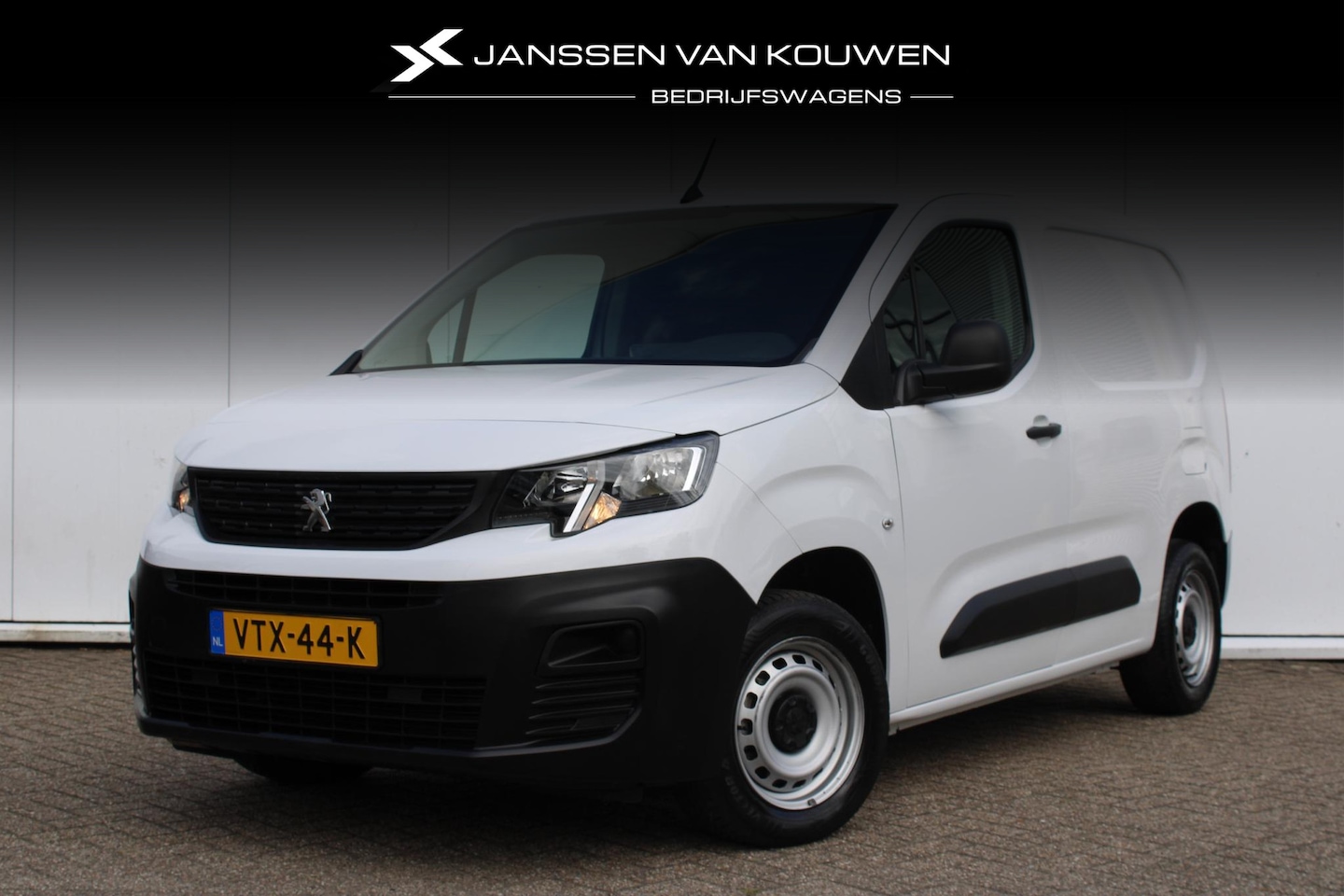 Peugeot Partner - 1.5 BlueHDi 100 pk L1 Apple Carplay / Lat-Om-Lat / Parkeersensoren - AutoWereld.nl
