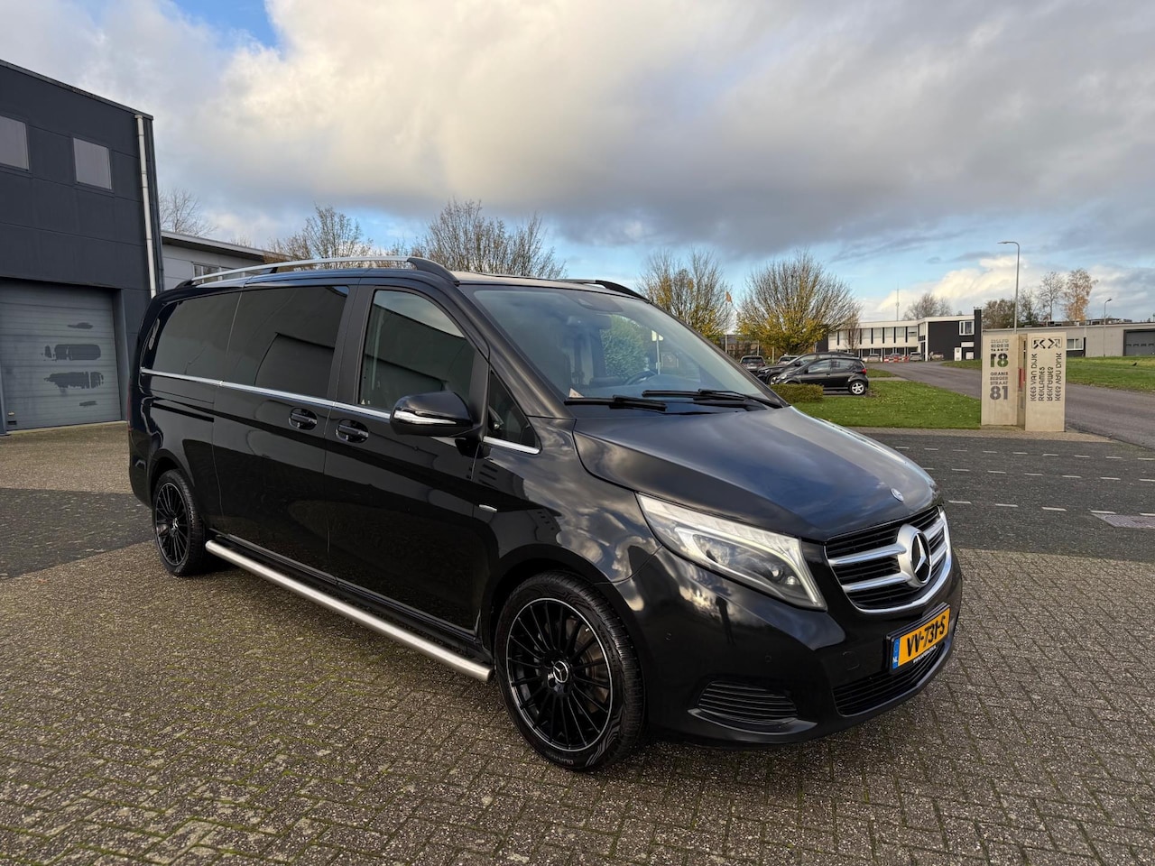 Mercedes-Benz V-klasse - 250 BlueTEC Extra Lang DC Avantgarde 250 BlueTEC Extra Lang DC Avantgarde - AutoWereld.nl
