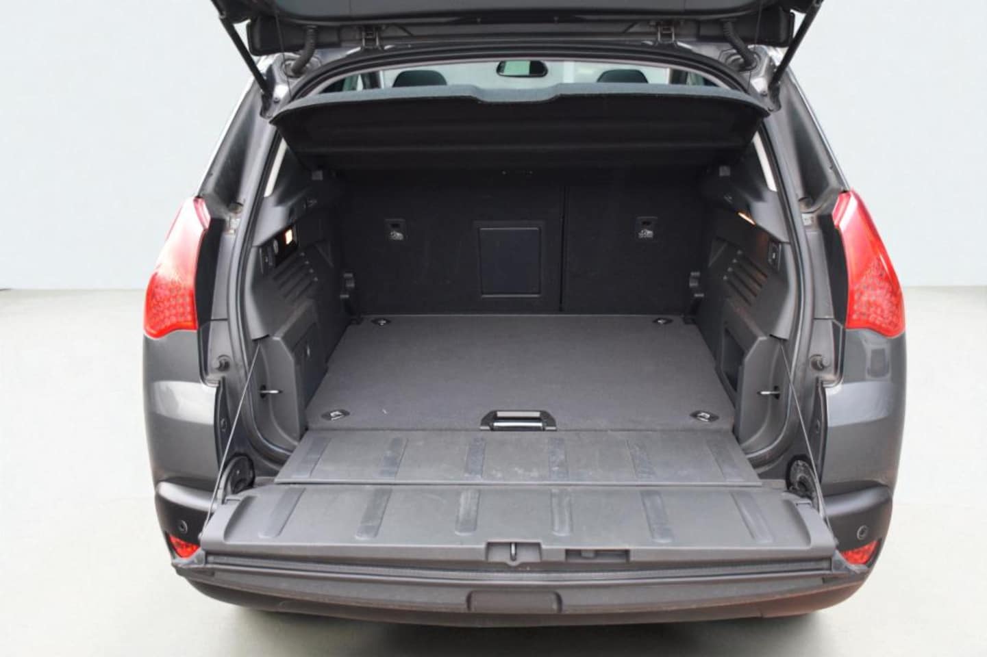 Peugeot 3008 - 1.6 VTi ST 1.6 VTi ST, Lederen stuur, LM velgen, Cruise, Climate, Navi, NAP, Org. ned. Auto