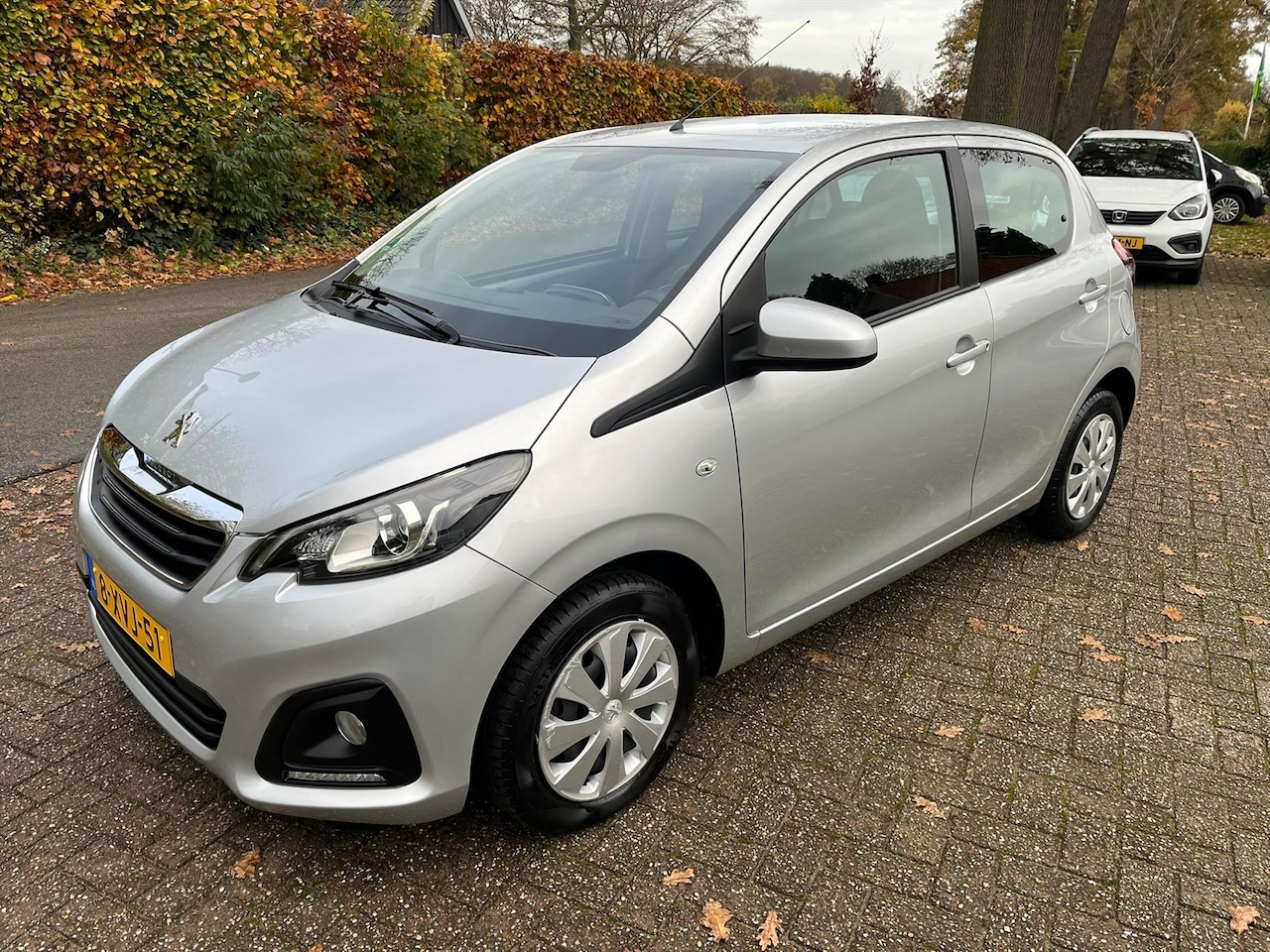 Peugeot 108 - 1.0 e-VTi 68pk 5D Active - AutoWereld.nl