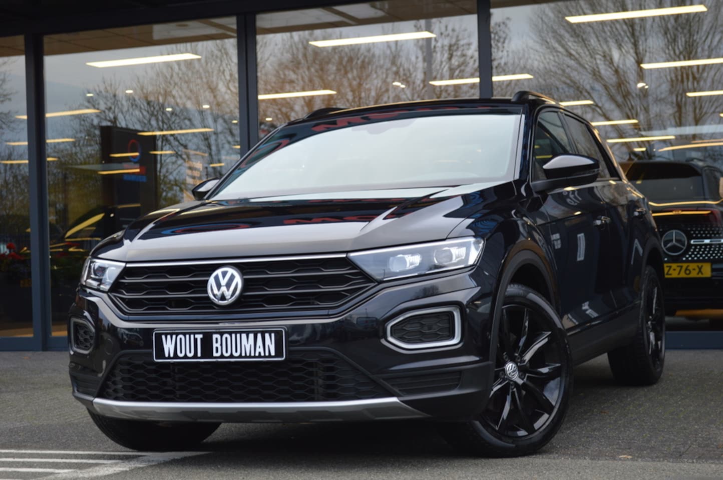 Volkswagen T-Roc - 1.5 TSI Sport DSG Led Navi Virtual Acc Camera CarPlay Afn.trekh Pdc - AutoWereld.nl