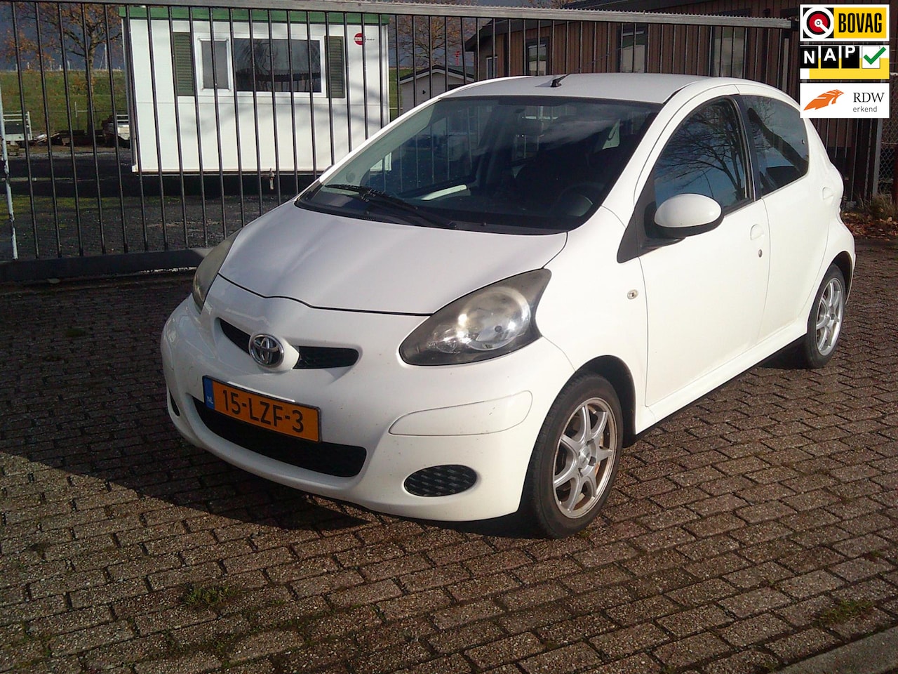 Toyota Aygo - 1.0-12V Comfort 1.0-12V Comfort - AutoWereld.nl