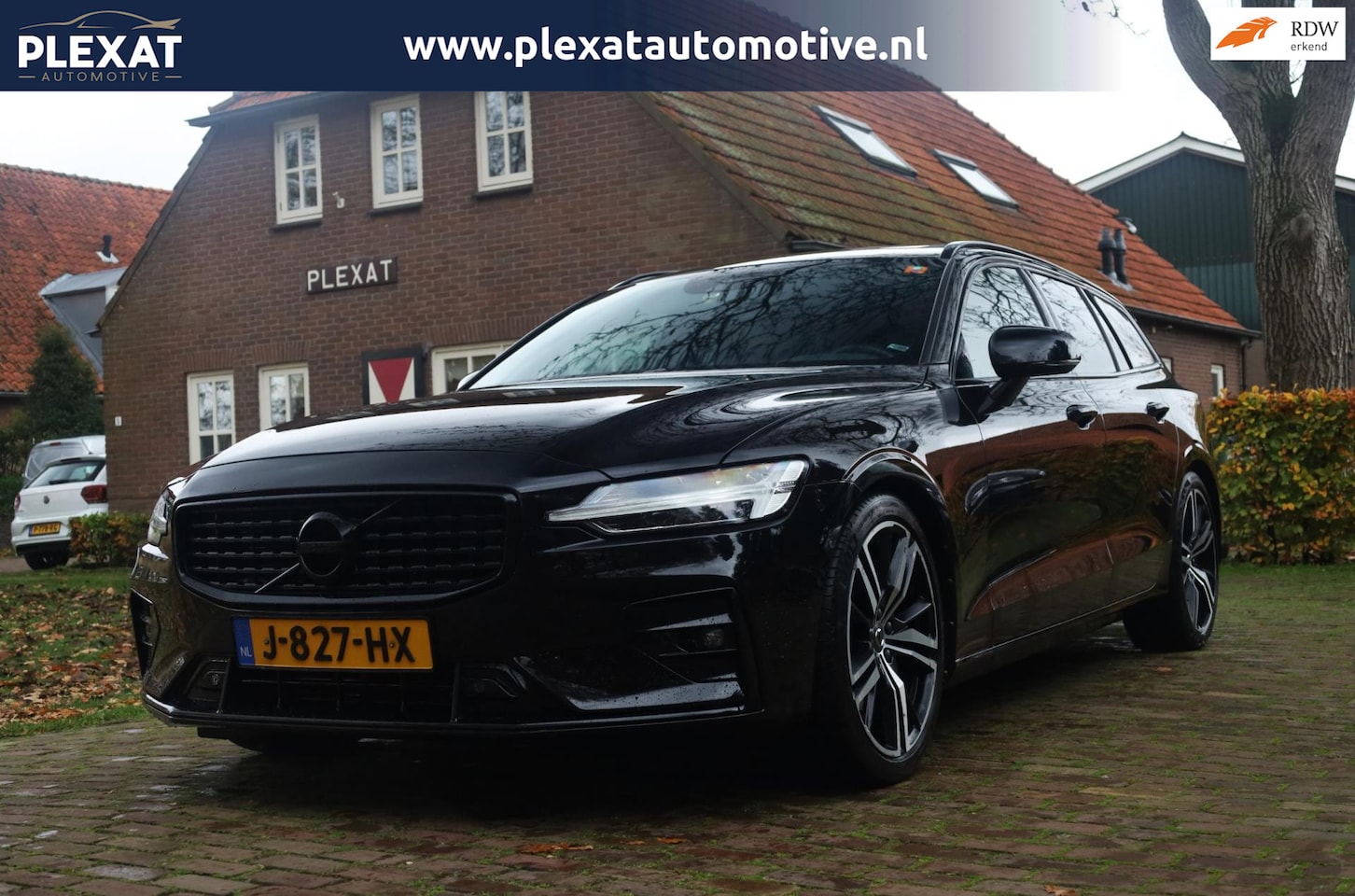 Volvo V60 - 2.0 T4 R-Design Aut. | Panorama | Luxe leder | Stuurverwarming | Adaptieve Cruise | Dodeho - AutoWereld.nl