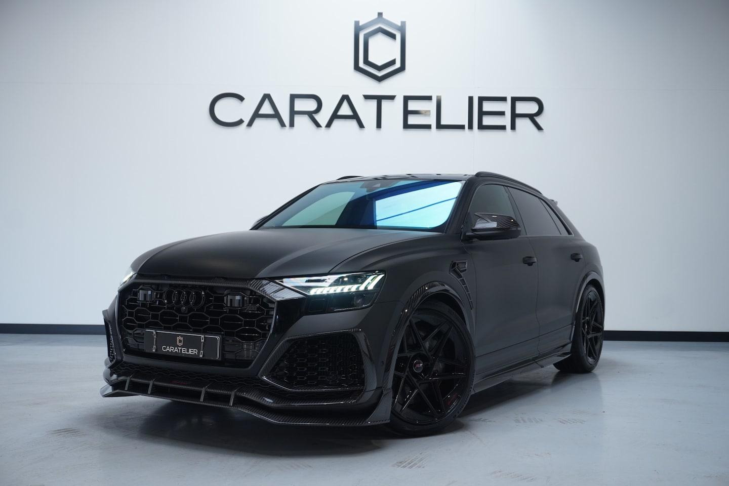 Audi RSQ8 - ABT Signature Edition 28 of 96 / Akrapovic / BTW-AUTO - AutoWereld.nl