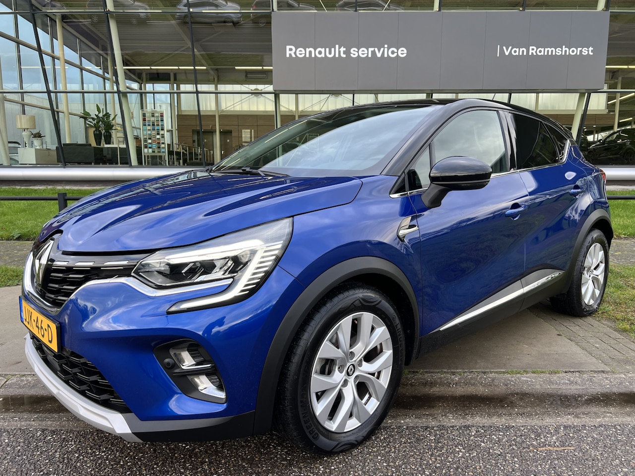 Renault Captur - 1.6 E-Tech Hybrid 145 PK Intens / Apple Carplay - Android Auto / Keyless / Camera / Climat - AutoWereld.nl