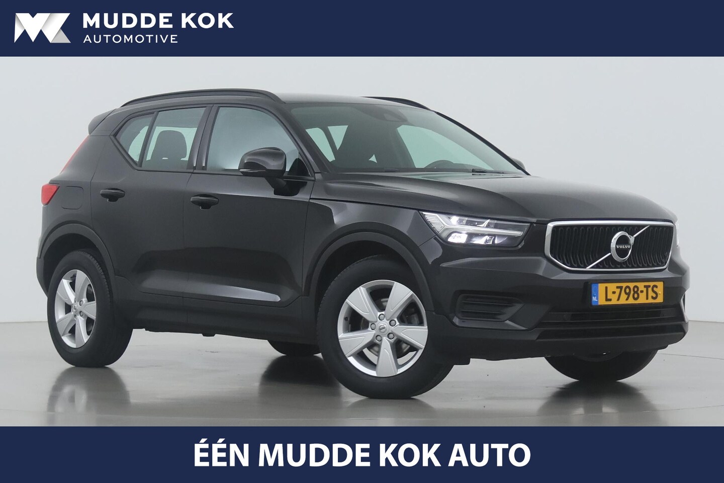 Volvo XC40 - T2 Momentum | Stoel+Stuurverwarming | Camera | Apple Carplay | DAB | Elektrische Achterkle - AutoWereld.nl