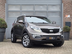Kia Sportage - 1.6 GDI World Cup Edition Achteruitrij Camera / Navigatie. Nette auto Keurig onderhouden