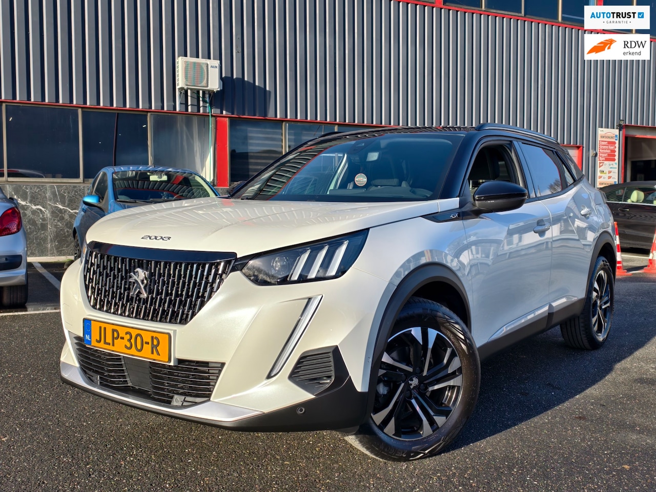 Peugeot 2008 - 1.2 PureTech GT-Line / AUTOMAAT / LAGE KM / 132 pk / - AutoWereld.nl
