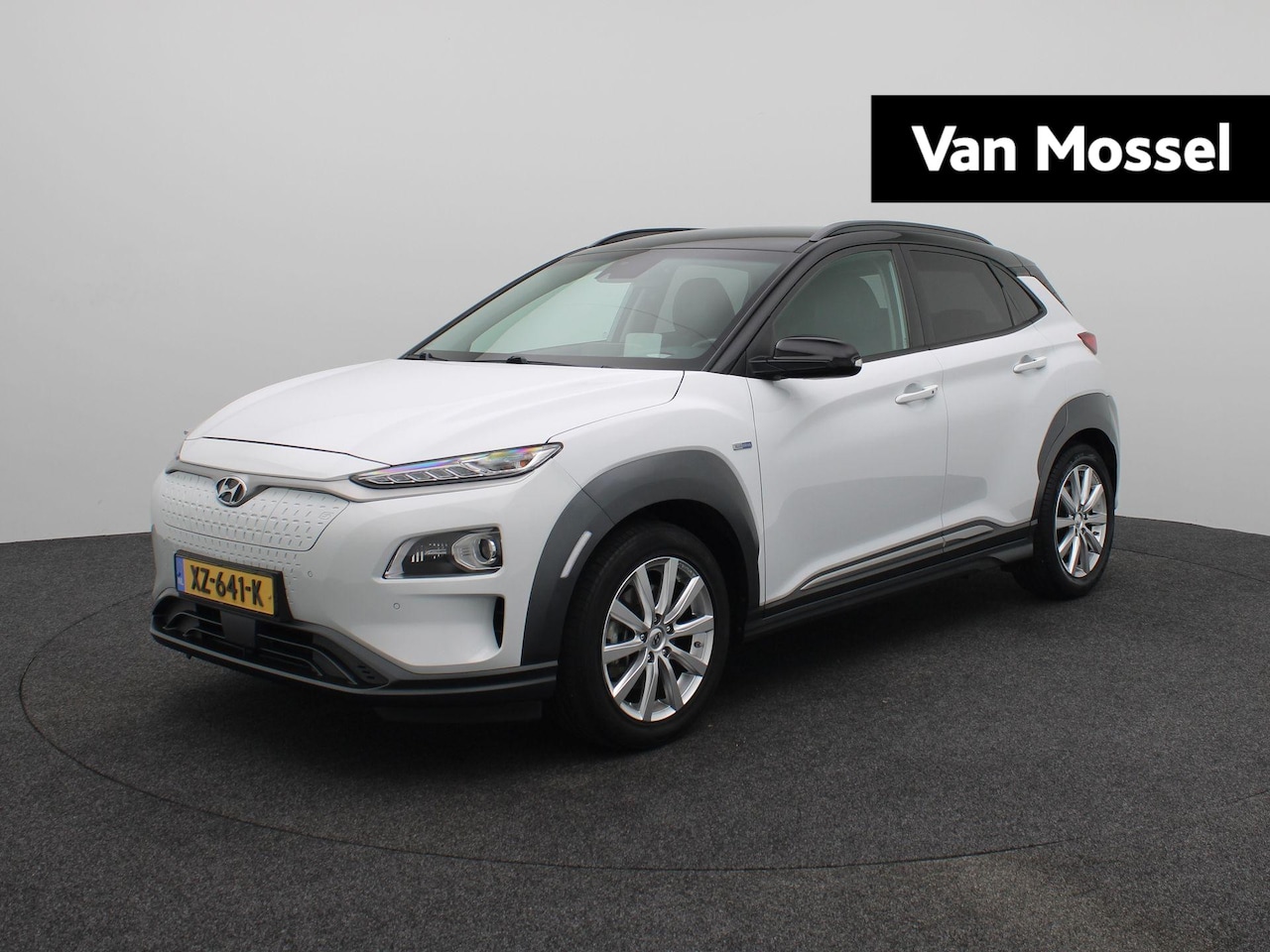 Hyundai Kona Electric - EV Premium 64 kWh | Navigatie | Achterruitrijcamera | Cruise Control | Apple Carplay/Andro - AutoWereld.nl