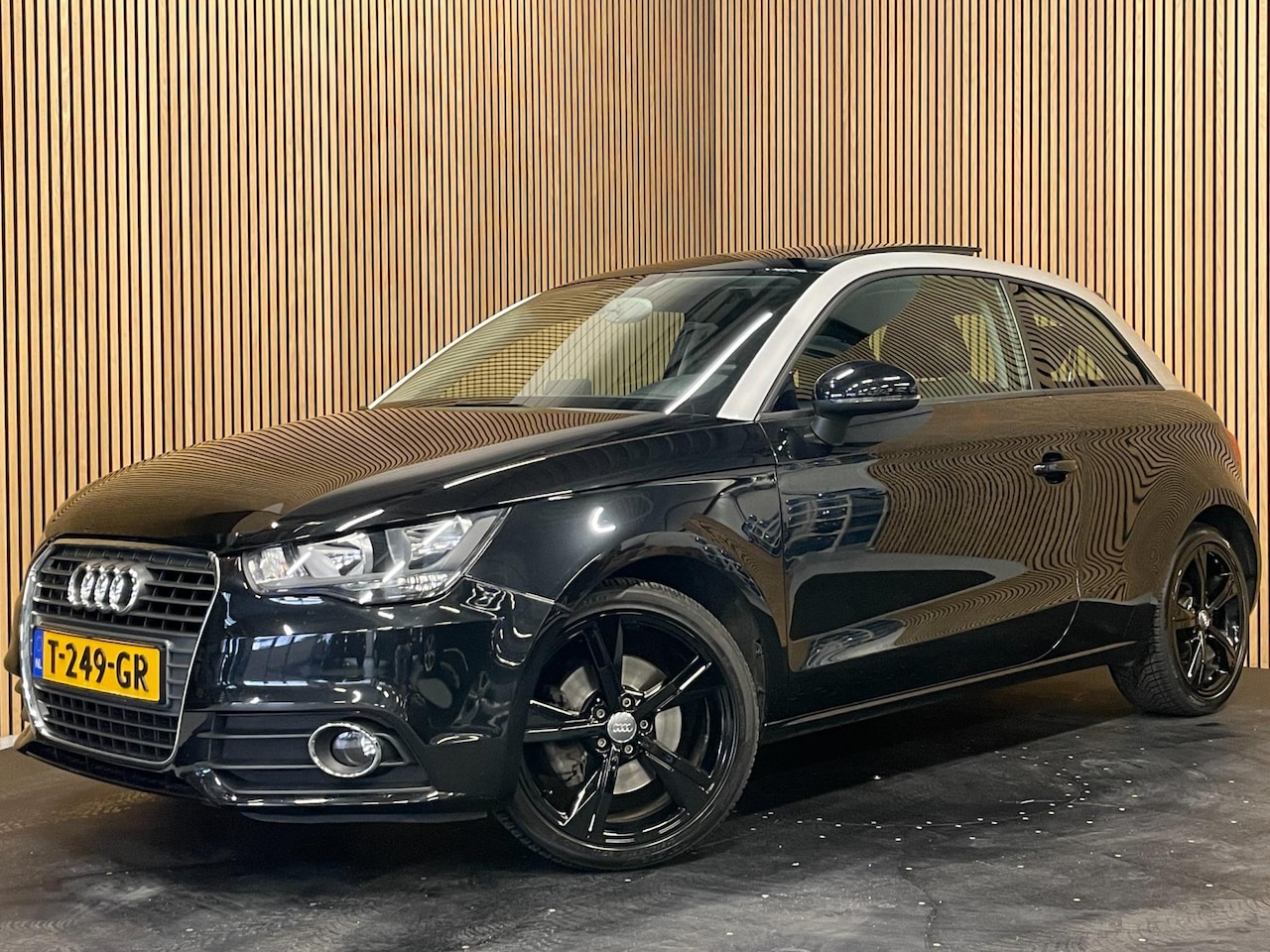 Audi A1 - 1.4 TFSI Ambition Pro Line Business|BLACK EDITION|AUTOMAAT|PANORAMADAK|ELEKTRISCHE RAMEN/S - AutoWereld.nl