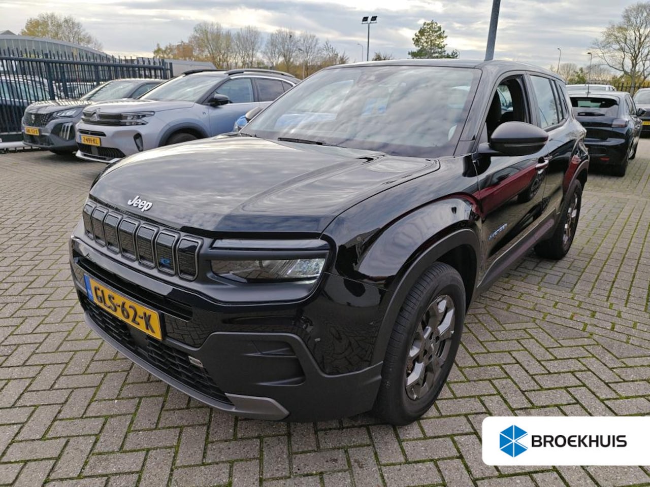 Jeep Avenger - Longitude 54 kWh Climate | Cruise | Carplay/Android Auto | | 11 kW lader | Armsteun voor | - AutoWereld.nl