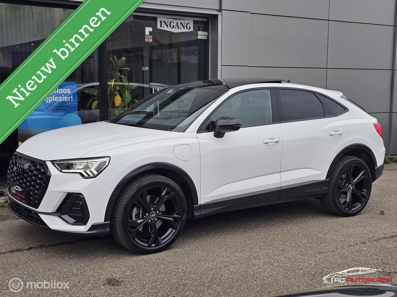 Audi Q3 Sportback - 45 TFSI e S Edition Panorama/3x S-line/Camera - AutoWereld.nl