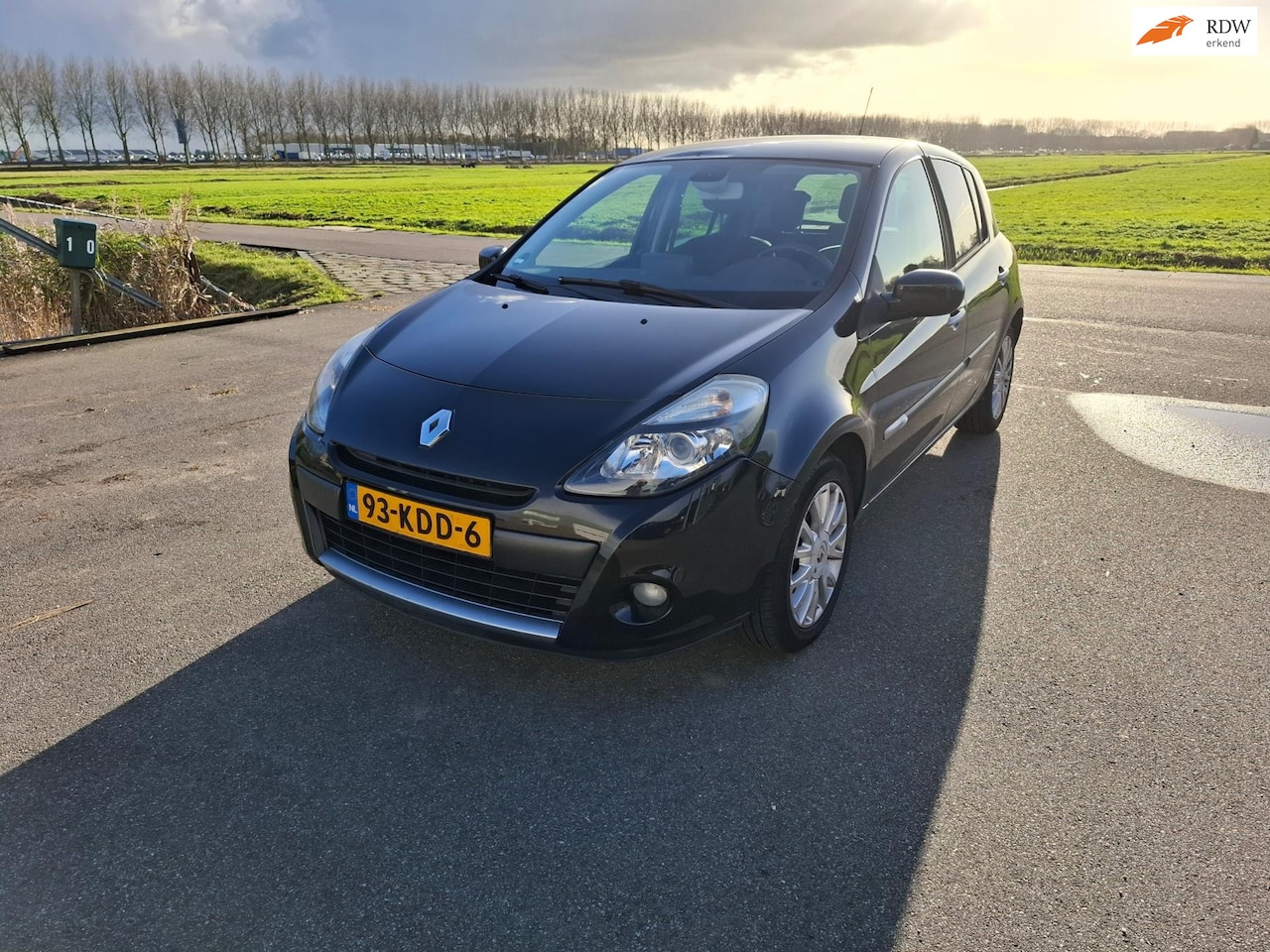 Renault Clio - 1.6 Dynamique in nette staat - AutoWereld.nl