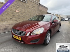 Volvo S60 - 2.4 D5 R-Design AUTOMAAT