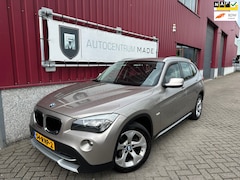 BMW X1 - SDrive18i Executive // Navi // Cruise control // PDC // Trekhaak