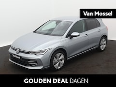 Volkswagen Golf - 1.5 eHybrid Life Edition 204 PK | Automaat | Navigatie | LED | Parkeersensoren | Apple Car